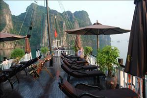 2 DAYS 1 NIGHT HALONG CRUISE ON BAI THO CRUISES